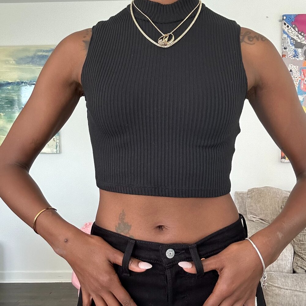 Levi's Ribbed Two-Piece Cardigan Set - Picture 2 of 6